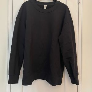 Lululemon sweatshirt